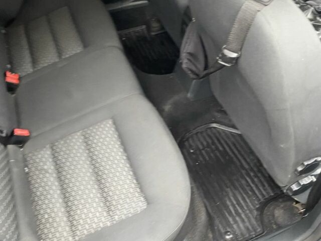 Синий Шкода 100, объемом двигателя 1.2 л и пробегом 300 тыс. км за 6000 $, фото 3 на Automoto.ua