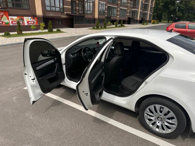 Белый Шкода 110, объемом двигателя 1.6 л и пробегом 230 тыс. км за 14500 $, фото 7 на Automoto.ua