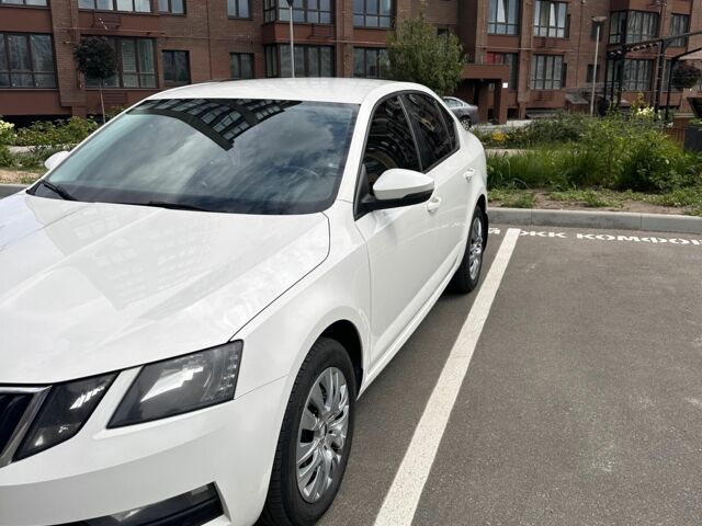 Білий Шкода 110, об'ємом двигуна 1.6 л та пробігом 230 тис. км за 14900 $, фото 4 на Automoto.ua