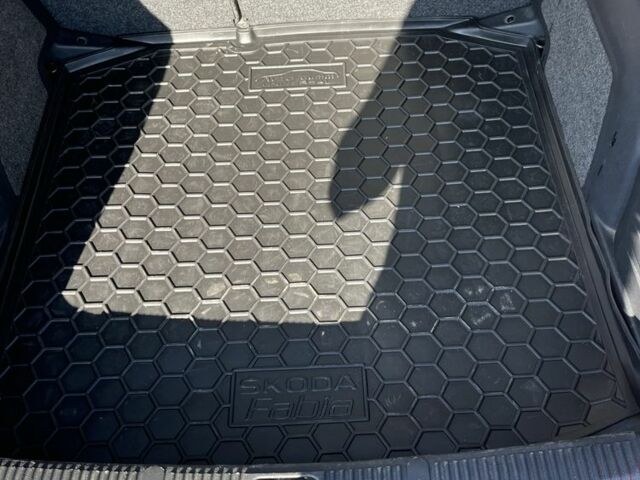 Серый Шкода 120, объемом двигателя 1.6 л и пробегом 280 тыс. км за 5700 $, фото 10 на Automoto.ua