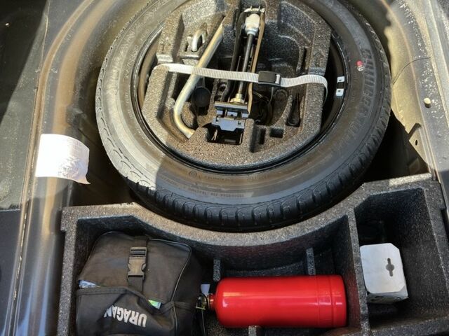 Серый Шкода 120, объемом двигателя 1.6 л и пробегом 280 тыс. км за 5700 $, фото 9 на Automoto.ua