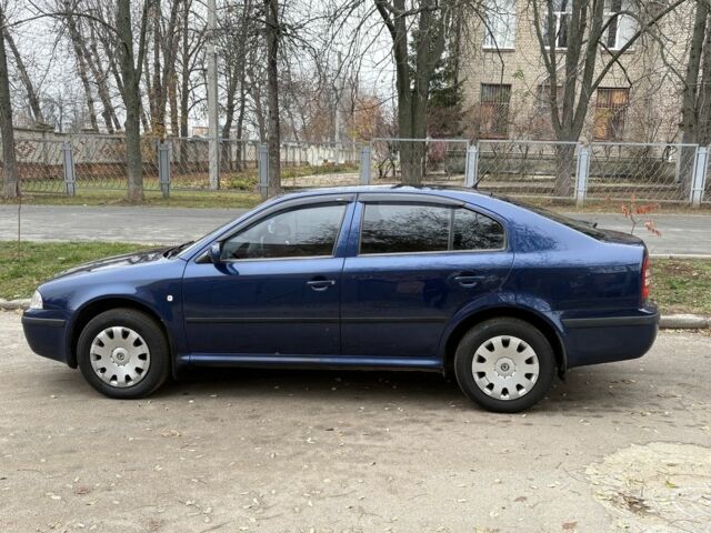 Синий Шкода 120, объемом двигателя 1.6 л и пробегом 157 тыс. км за 6000 $, фото 2 на Automoto.ua