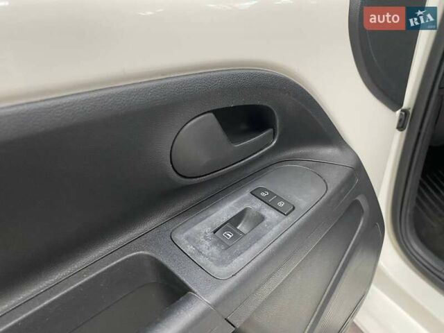 Белый Шкода Ситиго, объемом двигателя 1 л и пробегом 154 тыс. км за 5290 $, фото 15 на Automoto.ua