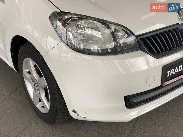 Белый Шкода Ситиго, объемом двигателя 1 л и пробегом 154 тыс. км за 5290 $, фото 5 на Automoto.ua