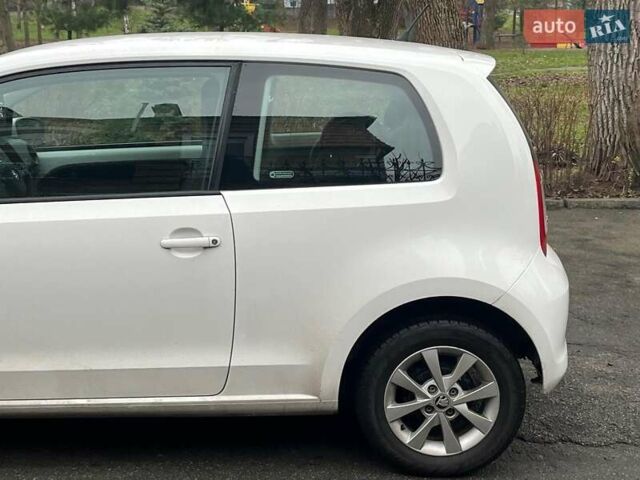 Білий Шкода Сітіго, об'ємом двигуна 1 л та пробігом 182 тис. км за 5440 $, фото 6 на Automoto.ua