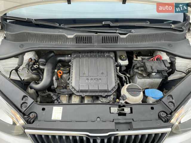 Белый Шкода Ситиго, объемом двигателя 1 л и пробегом 157 тыс. км за 5000 $, фото 31 на Automoto.ua