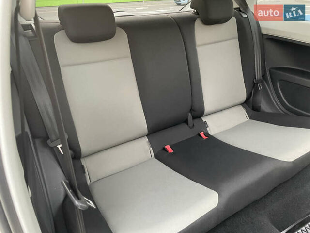 Белый Шкода Ситиго, объемом двигателя 1 л и пробегом 157 тыс. км за 5000 $, фото 26 на Automoto.ua