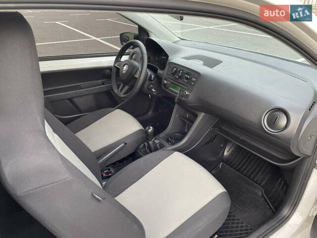 Белый Шкода Ситиго, объемом двигателя 1 л и пробегом 157 тыс. км за 5000 $, фото 22 на Automoto.ua