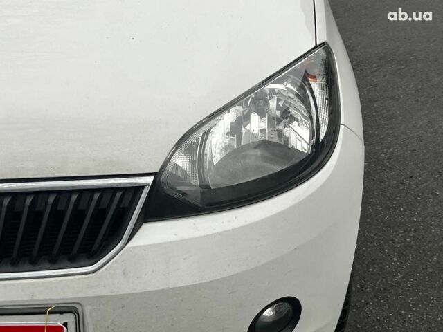 Белый Шкода Ситиго, объемом двигателя 1 л и пробегом 182 тыс. км за 5440 $, фото 3 на Automoto.ua
