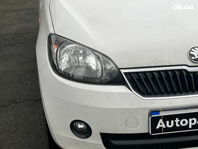 Белый Шкода Ситиго, объемом двигателя 1 л и пробегом 182 тыс. км за 5440 $, фото 2 на Automoto.ua