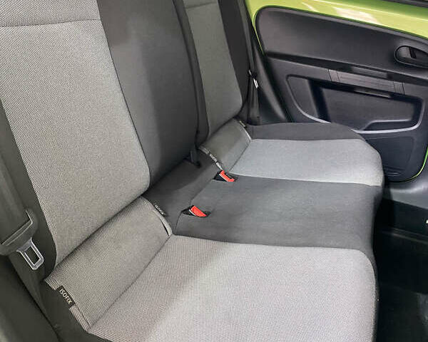 Зеленый Шкода Ситиго, объемом двигателя 1 л и пробегом 133 тыс. км за 5950 $, фото 9 на Automoto.ua