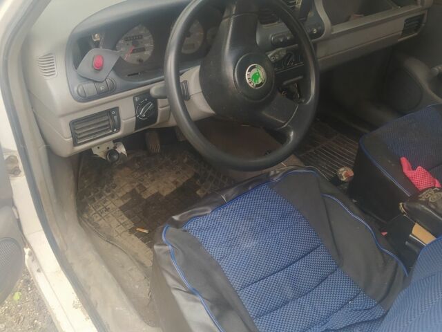 Белый Шкода Другая, объемом двигателя 1 л и пробегом 1 тыс. км за 849 $, фото 7 на Automoto.ua