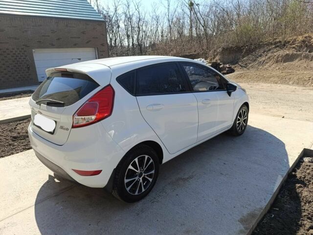 Шкода Інша 2013 у Львові на Automoto.ua Білий Шкода Інша, об'ємом двигуна 0 л та пробігом 255 тис. км за 6200 $, фото 1 на Automoto.ua