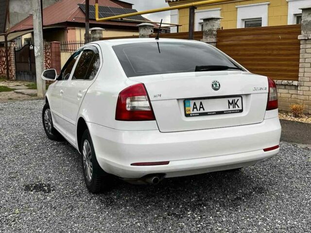 Білий Шкода Інша, об'ємом двигуна 1.6 л та пробігом 272 тис. км за 6800 $, фото 3 на Automoto.ua