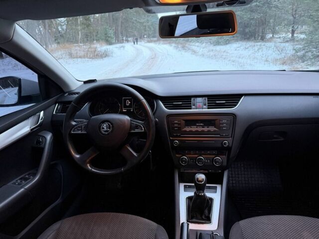 Белый Шкода Другая, объемом двигателя 1.8 л и пробегом 178 тыс. км за 8450 $, фото 12 на Automoto.ua