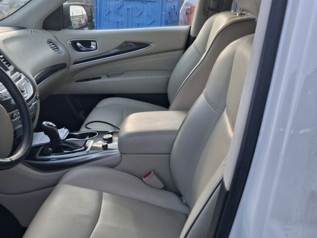 Белый Шкода Другая, объемом двигателя 0 л и пробегом 119 тыс. км за 24000 $, фото 5 на Automoto.ua