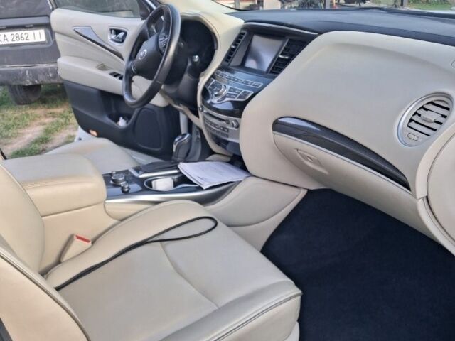 Белый Шкода Другая, объемом двигателя 0 л и пробегом 119 тыс. км за 24000 $, фото 7 на Automoto.ua