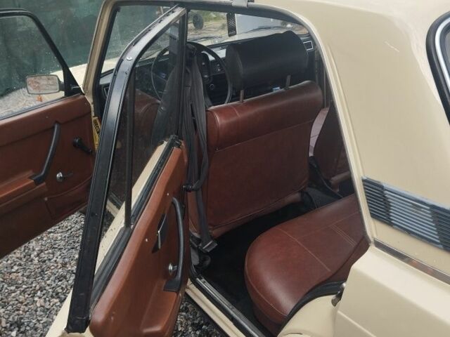 Бежевый Шкода Другая, объемом двигателя 1.3 л и пробегом 250 тыс. км за 1500 $, фото 3 на Automoto.ua