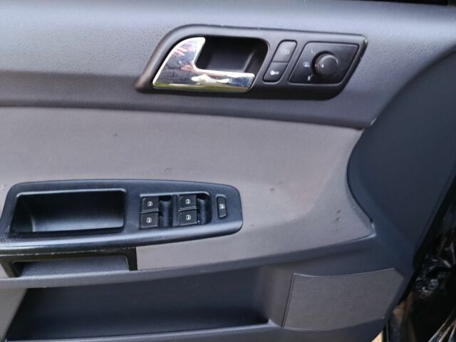 Черный Шкода Другая, объемом двигателя 1 л и пробегом 303 тыс. км за 4400 $, фото 5 на Automoto.ua