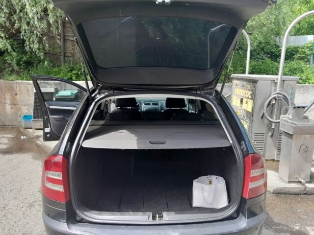 Черный Шкода Другая, объемом двигателя 1.9 л и пробегом 340 тыс. км за 6500 $, фото 9 на Automoto.ua