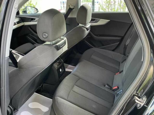 Чорний Шкода Інша, об'ємом двигуна 0 л та пробігом 216 тис. км за 16000 $, фото 8 на Automoto.ua