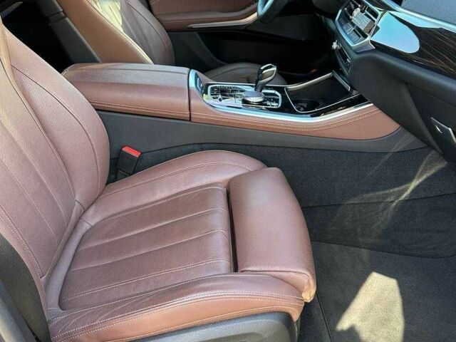 Чорний Шкода Інша, об'ємом двигуна 0 л та пробігом 75 тис. км за 67000 $, фото 8 на Automoto.ua