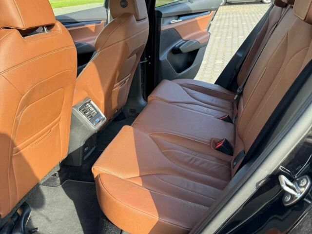 Черный Шкода Другая, объемом двигателя 0 л и пробегом 35 тыс. км за 15000 $, фото 8 на Automoto.ua