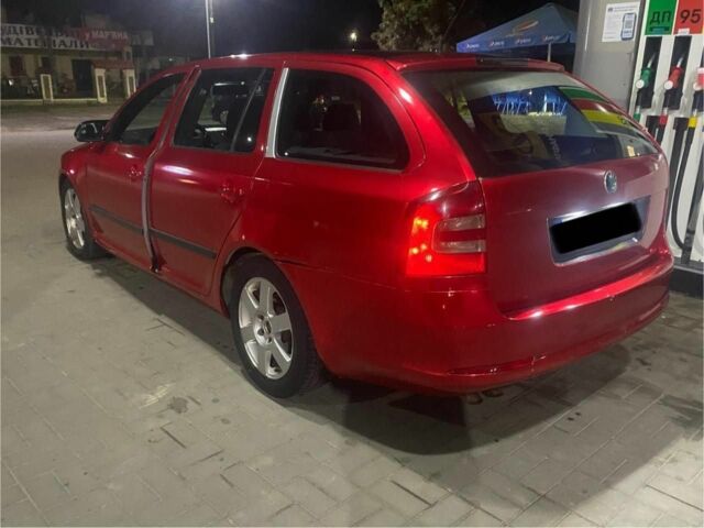 Красный Шкода Другая, объемом двигателя 0 л и пробегом 222 тыс. км за 2700 $, фото 1 на Automoto.ua