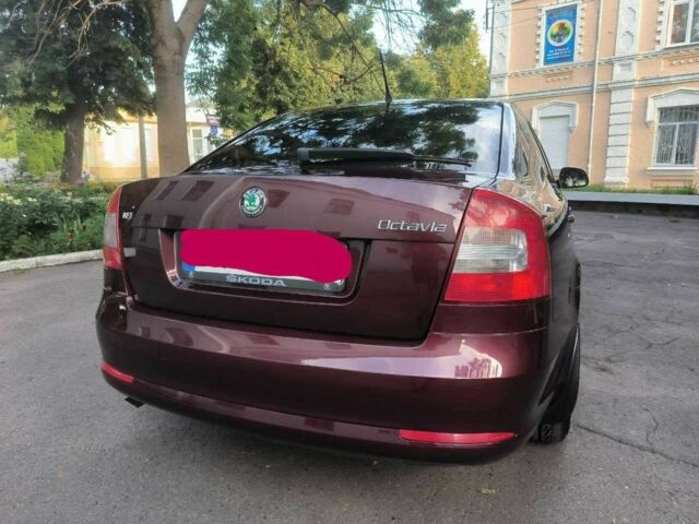 Красный Шкода Другая, объемом двигателя 0 л и пробегом 206 тыс. км за 8200 $, фото 1 на Automoto.ua