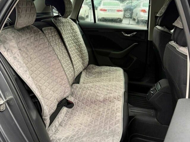 Серый Шкода Другая, объемом двигателя 1.6 л и пробегом 6 тыс. км за 21800 $, фото 18 на Automoto.ua