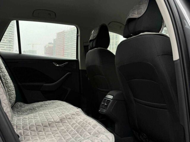 Серый Шкода Другая, объемом двигателя 1.6 л и пробегом 6 тыс. км за 21800 $, фото 19 на Automoto.ua