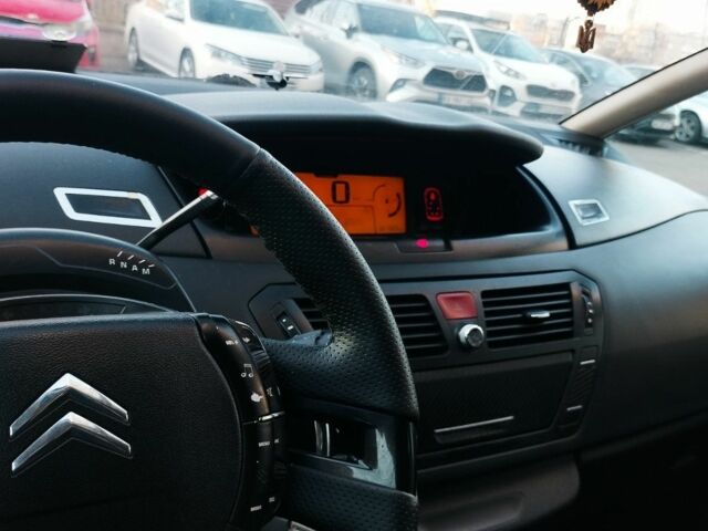 Серый Шкода Другая, объемом двигателя 2 л и пробегом 350 тыс. км за 4000 $, фото 1 на Automoto.ua