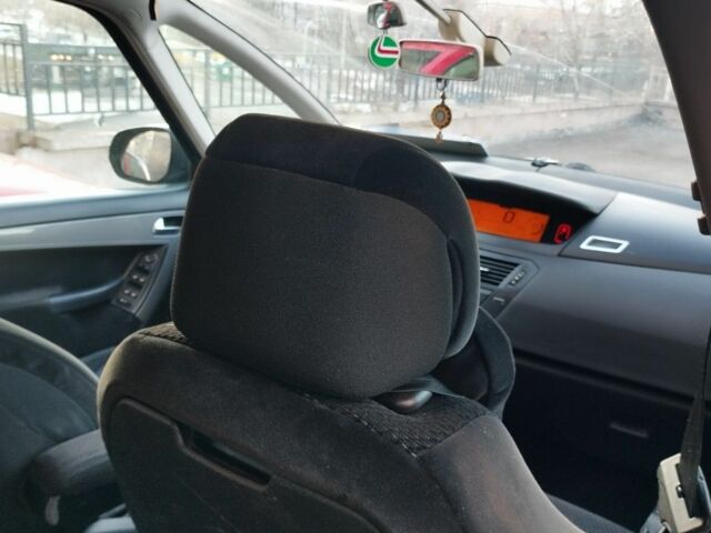 Серый Шкода Другая, объемом двигателя 2 л и пробегом 350 тыс. км за 4000 $, фото 5 на Automoto.ua