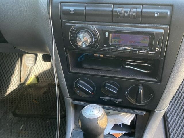 Серый Шкода Другая, объемом двигателя 1.9 л и пробегом 518 тыс. км за 2200 $, фото 5 на Automoto.ua