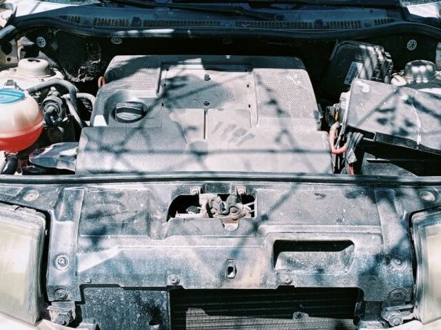 Сірий Шкода Інша, об'ємом двигуна 1 л та пробігом 338 тис. км за 1800 $, фото 2 на Automoto.ua