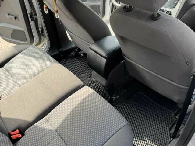 Сірий Шкода Інша, об'ємом двигуна 0 л та пробігом 309 тис. км за 3980 $, фото 7 на Automoto.ua