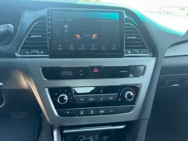 Серый Шкода Другая, объемом двигателя 0 л и пробегом 385 тыс. км за 9300 $, фото 7 на Automoto.ua