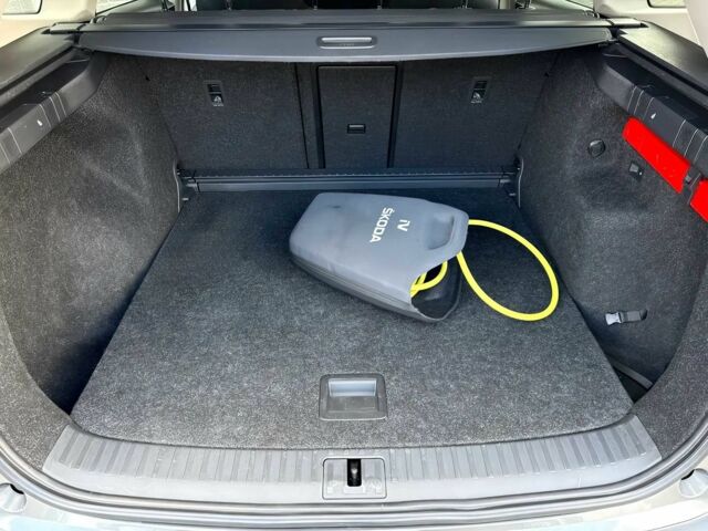 Серый Шкода Другая, объемом двигателя 0 л и пробегом 15 тыс. км за 13500 $, фото 13 на Automoto.ua