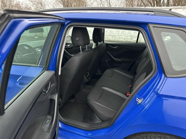 Синій Шкода Інша, об'ємом двигуна 1.6 л та пробігом 246 тис. км за 12200 $, фото 9 на Automoto.ua