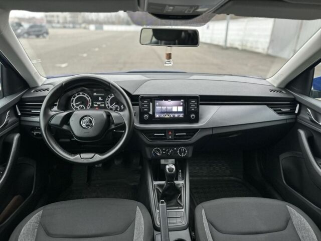 Синій Шкода Інша, об'ємом двигуна 1.6 л та пробігом 246 тис. км за 12200 $, фото 8 на Automoto.ua