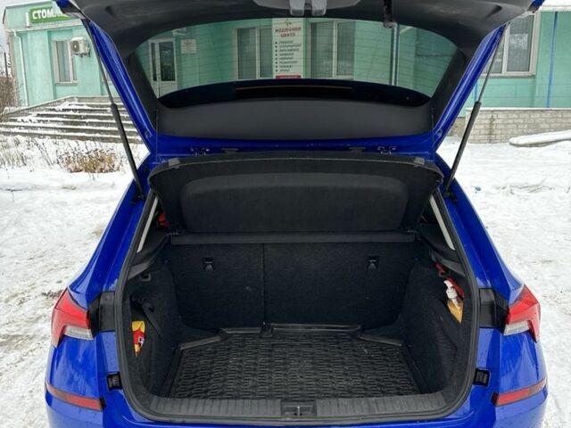 Синий Шкода Другая, объемом двигателя 1.6 л и пробегом 102 тыс. км за 14300 $, фото 7 на Automoto.ua