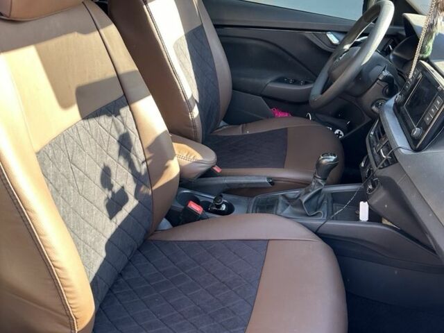 Синий Шкода Другая, объемом двигателя 1.6 л и пробегом 102 тыс. км за 14300 $, фото 11 на Automoto.ua