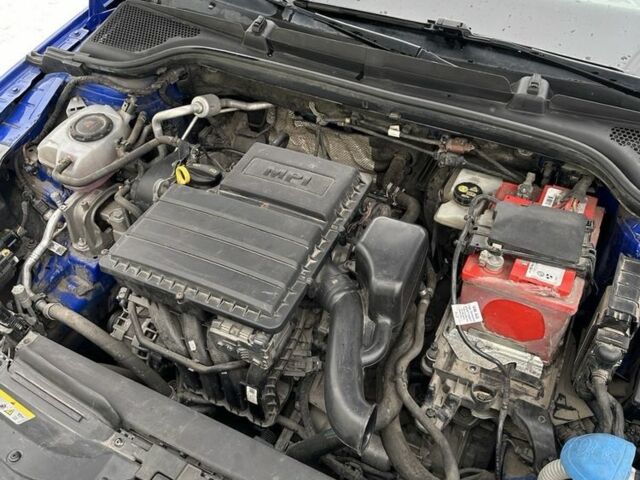 Синий Шкода Другая, объемом двигателя 1.6 л и пробегом 102 тыс. км за 14300 $, фото 8 на Automoto.ua