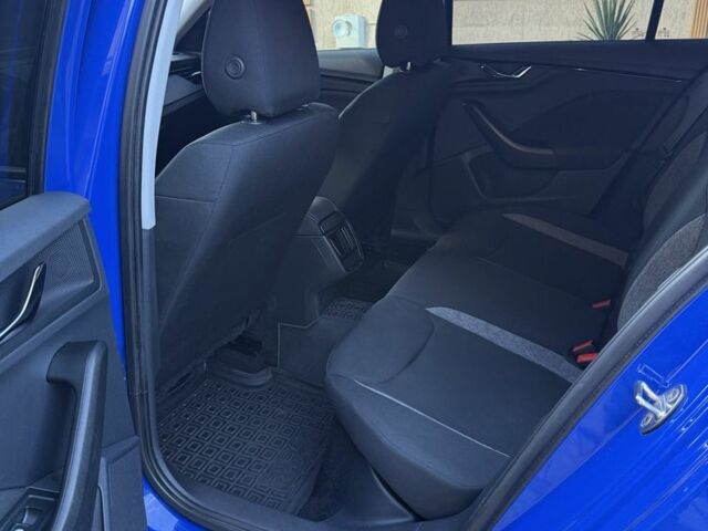 Синий Шкода Другая, объемом двигателя 1.6 л и пробегом 118 тыс. км за 14200 $, фото 3 на Automoto.ua