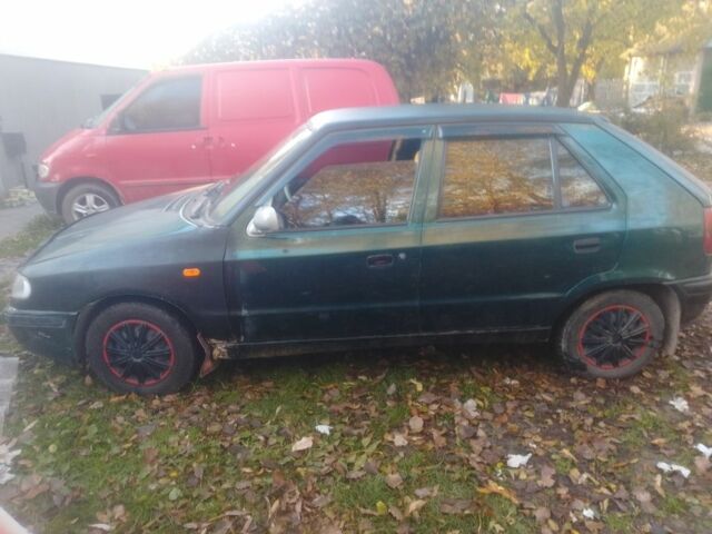 Зелений Шкода Інша, об'ємом двигуна 1.3 л та пробігом 300 тис. км за 1000 $, фото 1 на Automoto.ua