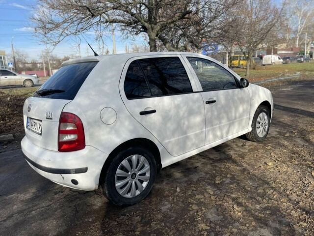 Белый Шкода Фабия, объемом двигателя 1.4 л и пробегом 300 тыс. км за 2700 $, фото 16 на Automoto.ua