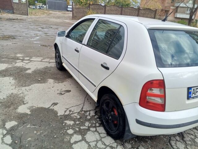 Белый Шкода Фабия, объемом двигателя 0 л и пробегом 300 тыс. км за 1850 $, фото 3 на Automoto.ua