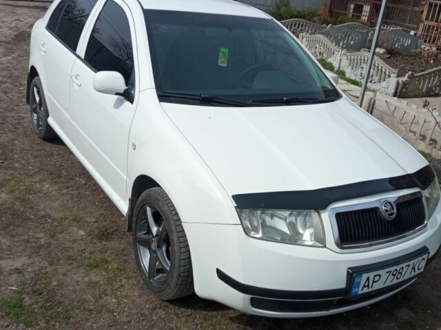Белый Шкода Фабия, объемом двигателя 1 л и пробегом 111 тыс. км за 3500 $, фото 2 на Automoto.ua