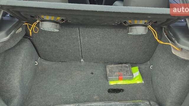 Білий Шкода Фабія, об'ємом двигуна 1.2 л та пробігом 310 тис. км за 3400 $, фото 26 на Automoto.ua