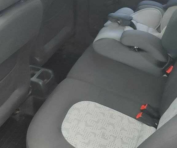 Білий Шкода Фабія, об'ємом двигуна 1.2 л та пробігом 310 тис. км за 3400 $, фото 21 на Automoto.ua